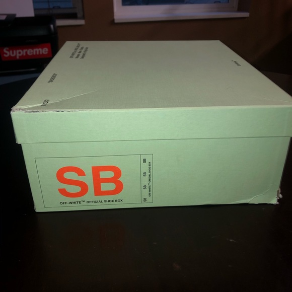 Off-White “Virgil Abloh” high tops - Picture 7 of 8